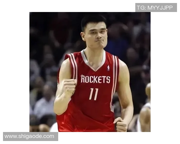 姚明与张凯的篮球传奇：从赛场到生活的深度对话与启示