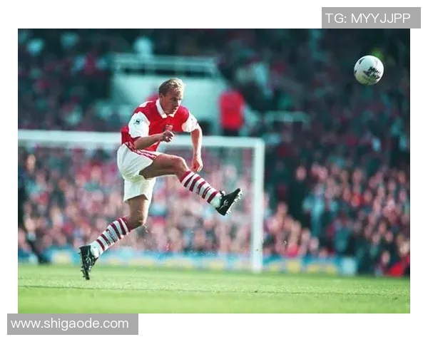 博格坎普以独特风格塑造新一代球员的影响力与启示