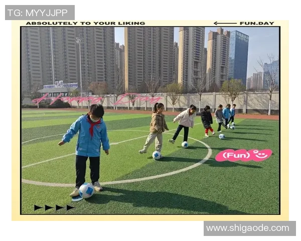 足球明星脚发视频揭秘球场背后的训练与技巧展现