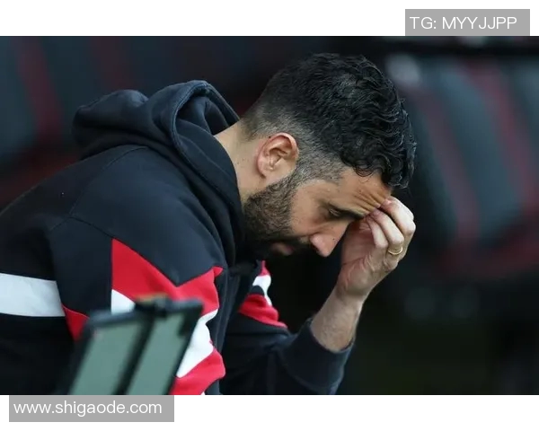 利物浦与伯恩茅斯的激烈对决曼联能否借机反弹争夺积分 利物浦与伯恩茅斯的激烈对决曼联能否借机反弹争夺积分